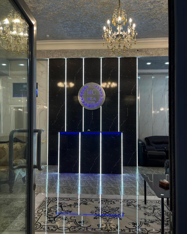 Midcity Hostel 예레반 외부 사진